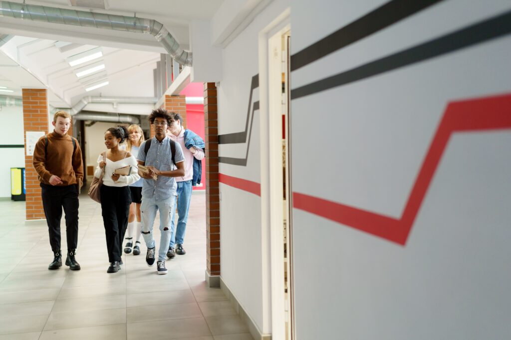 voorlichting geven aans studiekiezers-studiekeuze jongeren